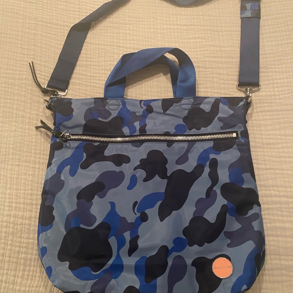 shortyLOVE Blue Camo Wonder Crossbody Bag - Picture 2 of 3